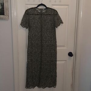 Zara green lace short sleeve midi dress